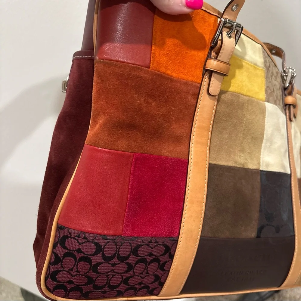 💎VINTAGE RARE Coach Patchwork Tote in Multi-Tone Suede and Leather EUC - Picture 13 of 14